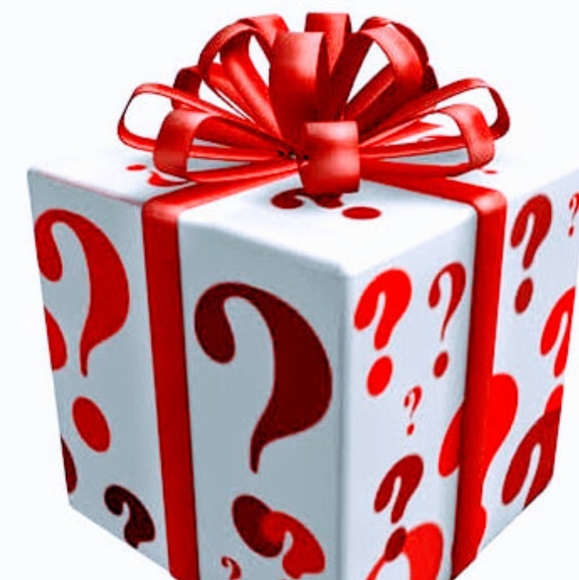 Mystery Box-Women's Clothing Size Small - Picture 2 of 2